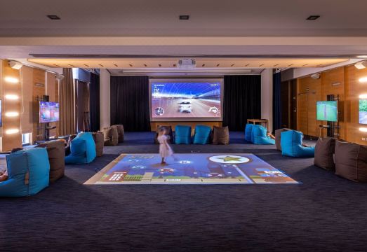 Valamar Diamant Hotel Hotel Overview