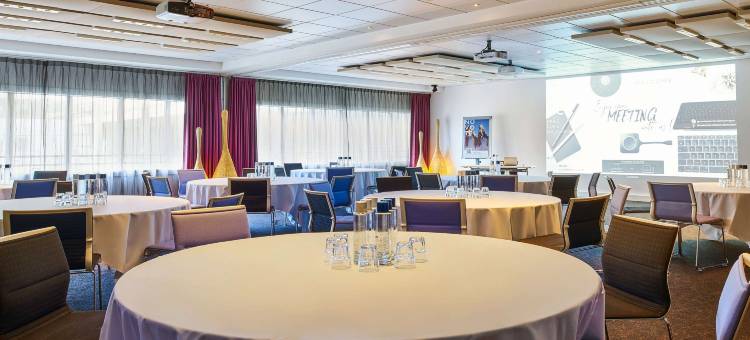 巴黎吕埃尔马尔迈松诺富特酒店(Novotel Paris Rueil-Malmaison)图片