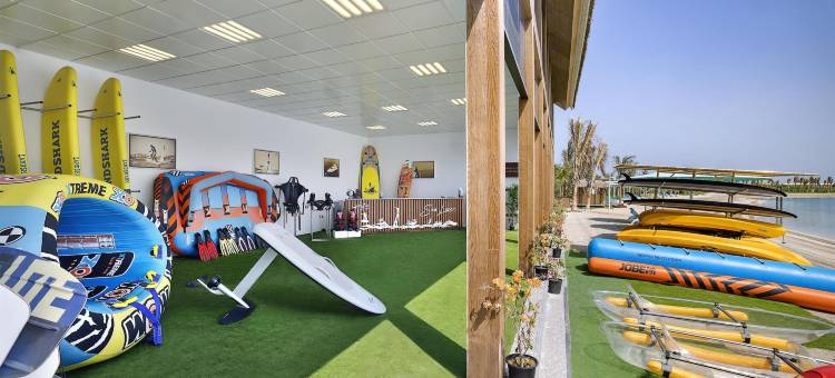 迪拜安纳塔拉世界群岛度假村(Anantara World Islands Dubai Resort)图片