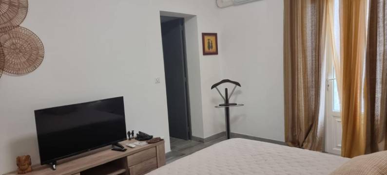 Charming holiday house with private pool, Maillane图片