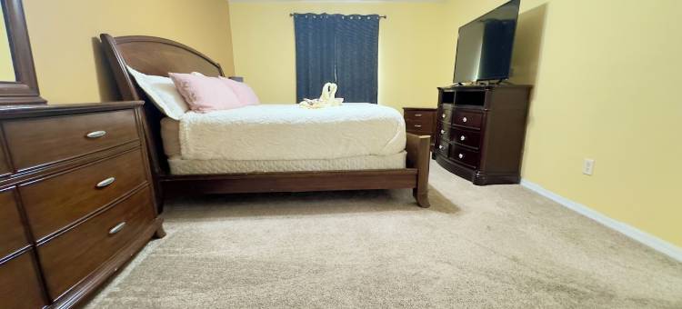 靠近海滩的池畔度假屋(The Poolside Escape Near Beaches)图片