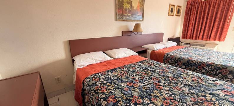 Del Rio Hotel O Near Mesa Downtown图片