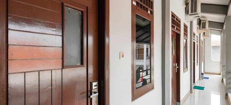 RedDoorz Syariah near Mall Of Serang图片