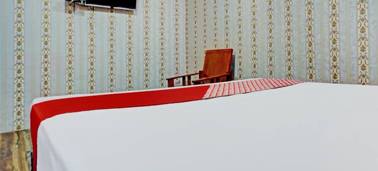 O 伊曼旅游公园二号酒店，靠近西廷佐伊曼旅游公园(Hotel O Taman Wisata Iman II Near Taman Wisata Iman Sitinjo)图片