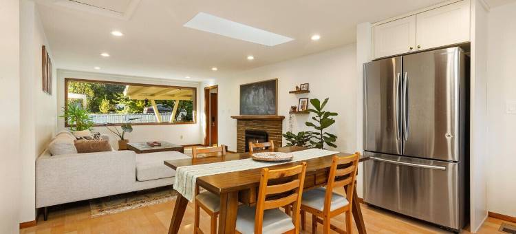近北门的三卧室西雅图宽敞庭院住宅(3BR Seattle Home w Spacious Yard Near Northgate)图片
