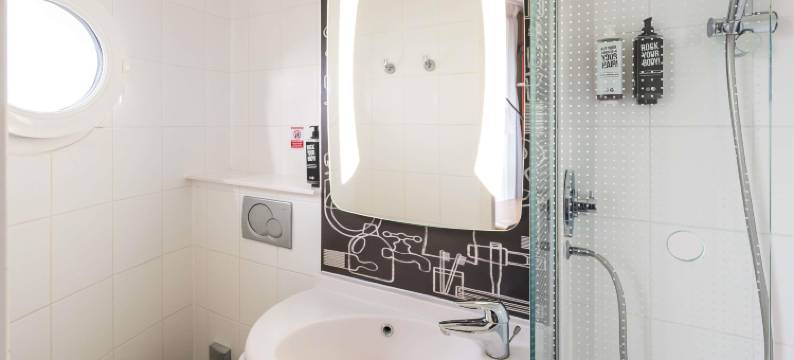 宜必思朴次茅斯中心酒店(Ibis Portsmouth Centre)图片