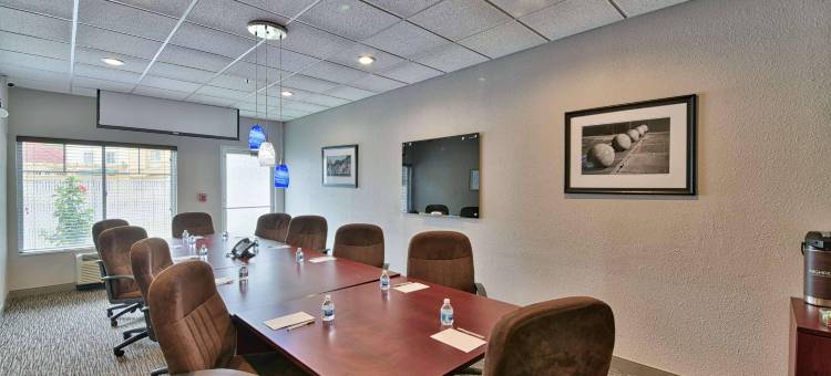 由雷迪森乡村酒店和套房奥卡拉西南(Country Inn & Suites by Radisson Ocala Southwest)图片