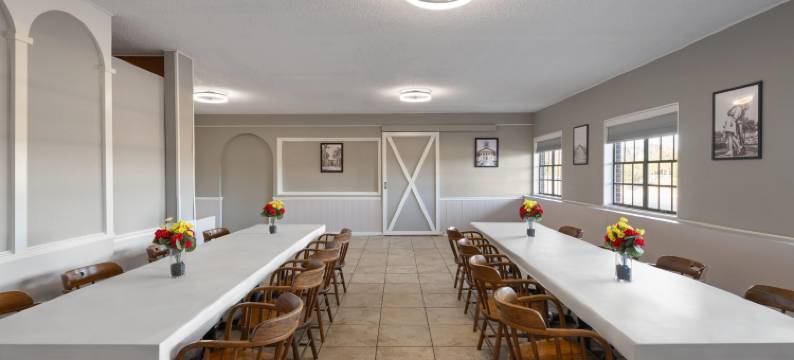 湖城速8酒店(Super 8 by Wyndham Lake City)图片