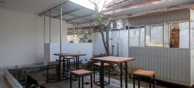 红门酒店@格里亚梅尔博坦德马克(RedDoorz Syariah @ Griya Merbotan Demak)图片