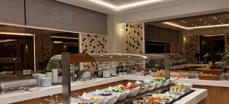 希拉流姆大饭店(Grand Hilarium Hotel)图片