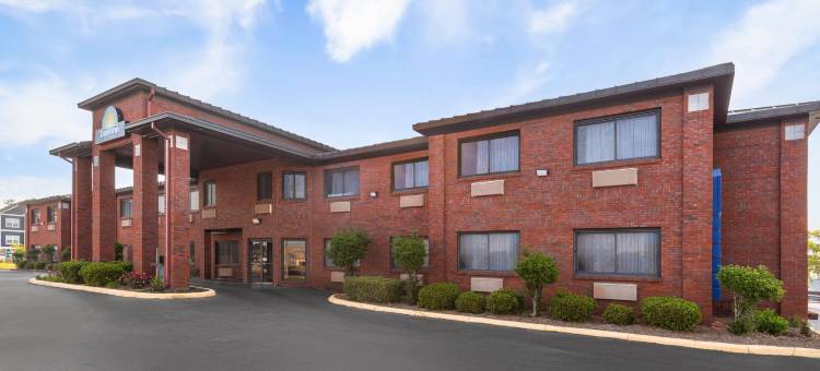 温德姆戴斯酒店凤凰城靠近本宁堡(Days Inn by Wyndham Phenix City Near Fort Benning)图片