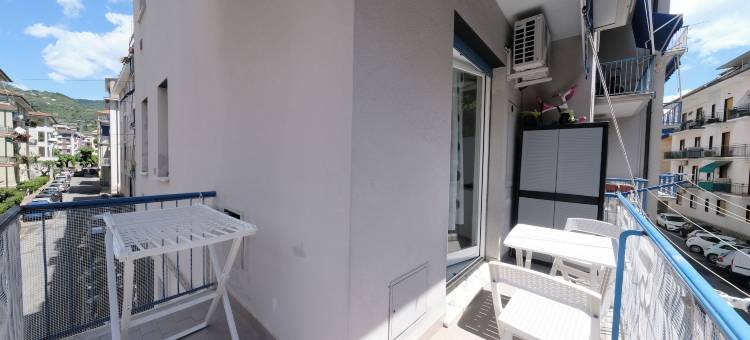 现代拉芭萝度假屋(Real Modern Rapallo Retreat)图片