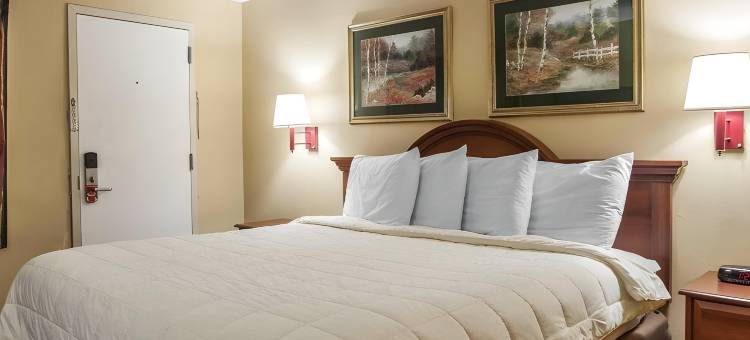 伊克诺旅馆牛顿(Econo Lodge)图片