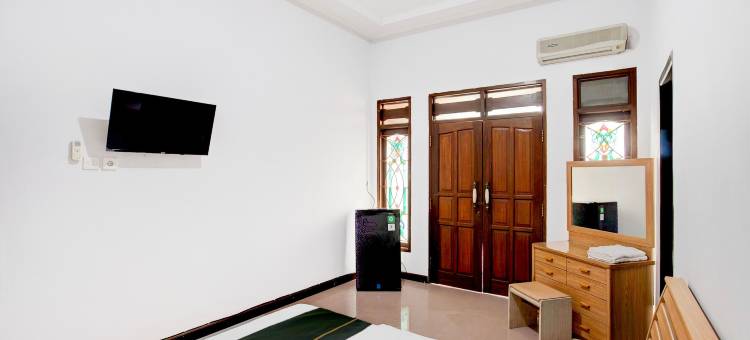 巴厘巴板O酒店靠近塔曼贝鲁昂马杜(原棕榈咖啡旅馆)(Hotel O Balikpapan Near Taman Beruang Madu Formerly Palm Cafe Inn)图片