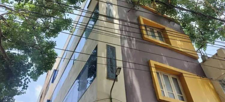 Fabhotel 斯里尼迪舒适(Fabhotel Shrinidhi Comfort)图片