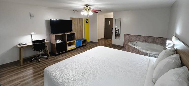 丹尼森爱荷华戴斯温德姆酒店(Days Inn by Wyndham Denison IA)图片