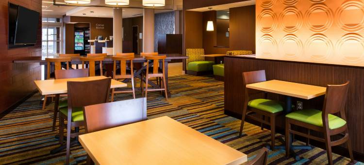 尤蒂卡万枫套房酒店(Fairfield Inn & Suites Utica)图片
