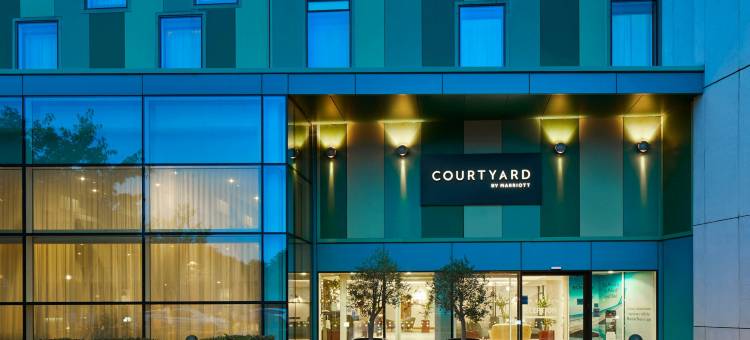 伦敦盖特威克机场万怡酒店(Courtyard London Gatwick Airport)图片