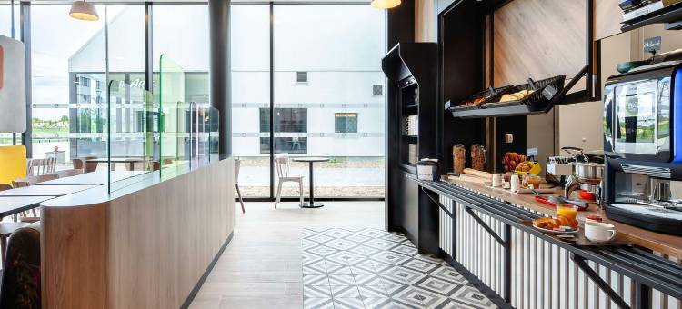 塞尔吉圣-克里斯托弗B&B住宿加早餐酒店(B&B Hôtel Cergy Saint-Christophe)图片