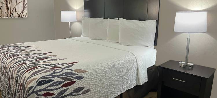 红屋顶酒店海伦，乔治亚州 - 市中心(Red Roof Inn Helen, GA - Downtown)图片
