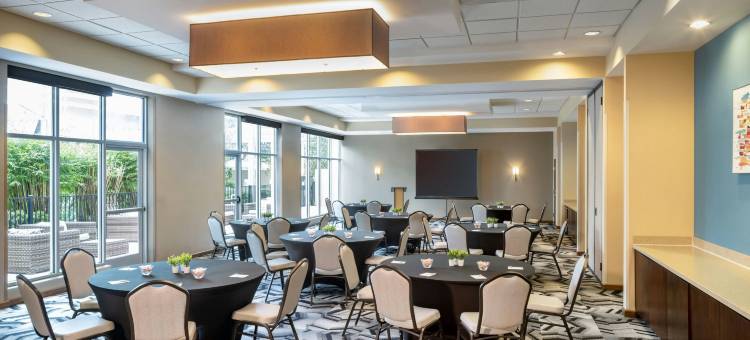奥兰多弗拉明戈过境镇中心/西入口TownePlace套房酒店(TownePlace Suites Orlando at FLAMINGO CROSSINGS® Town Center/Western Entrance)图片