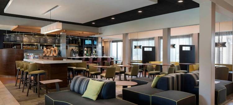 圣何塞库比蒂诺万怡酒店(Courtyard San Jose Cupertino)图片