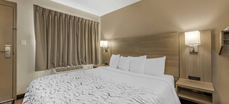 布尔博奈红屋顶酒店(Red Roof Inn Bourbonnais)图片