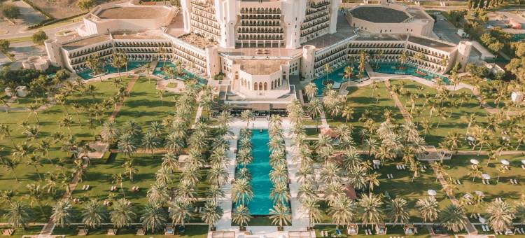 丽思卡尔顿酒店-阿尔布斯坦宫(Al Bustan Palace, a Ritz-Carlton Hotel)图片
