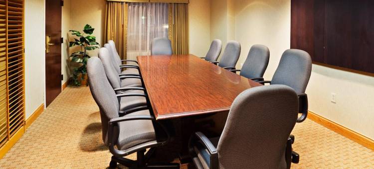 默夫里斯伯勒中心 by IHG(Murfreesboro Central Hotel)图片