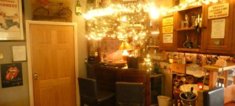 本拉提城堡马厩住宿加早餐酒店(Bunratty Castle Mews B&B)图片