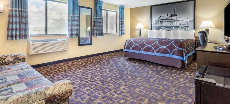 迪科拉速8酒店(Super 8 by Wyndham Decorah)图片