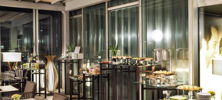 巴塞罗那天际美利亚酒店(Meliá Barcelona Sky)图片