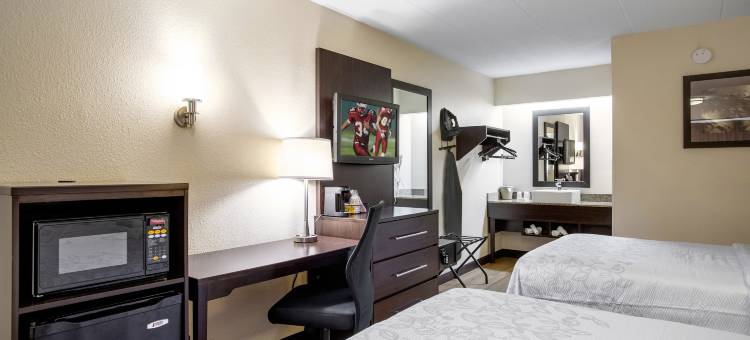 红顶PLUS+华盛顿特区马纳萨斯酒店(Red Roof Plus+ Washington DC - Manassas)图片