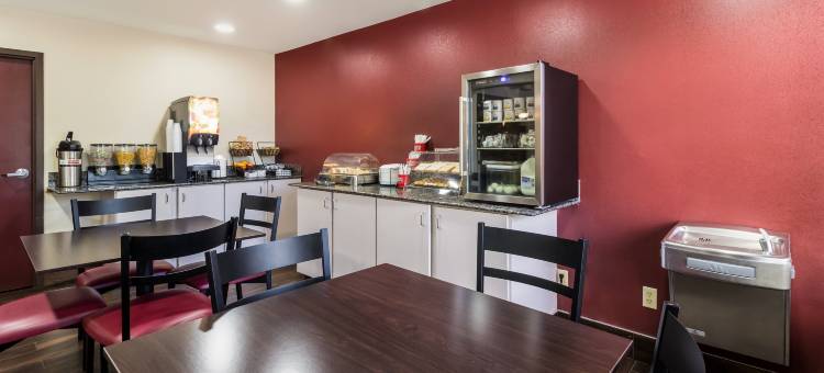 红顶酒店-默夫里斯伯勒(Red Roof Inn Murfreesboro)图片