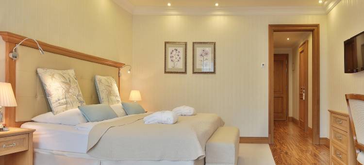 复古河滨健康度假村(Retro Riverside Wellness Resort)图片