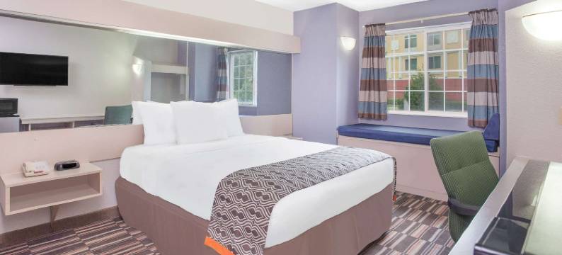 阿普尔顿麦客达套房酒店(Microtel Inn & Suites by Wyndham Appleton)图片