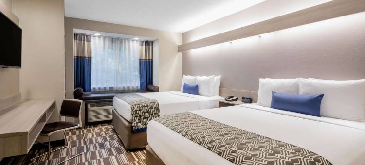 亚特兰大-巴克海特区麦客达套房酒店(Microtel Inn & Suites by Wyndham Atlanta/Buckhead Area)图片