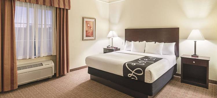 沃克西哈奇拉昆塔温德姆套房酒店(La Quinta Inn & Suites by Wyndham Waxahachie)图片