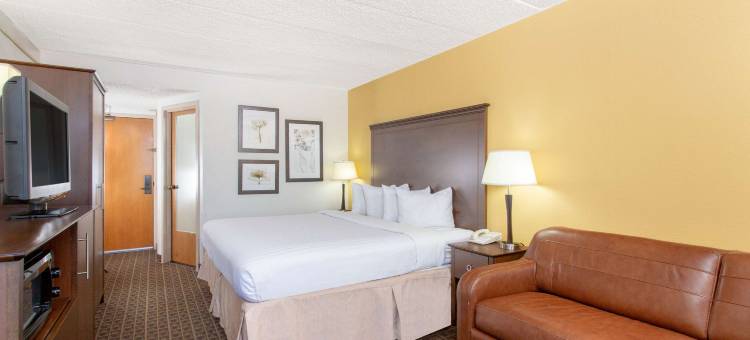 麦迪逊西美吟温德姆酒店(AmericInn by Wyndham Madison West)图片