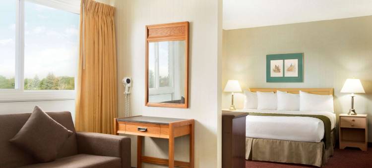 Travelodge by Wyndham(Travelodge 莱斯布里奇)(Travelodge by Wyndham Lethbridge)图片