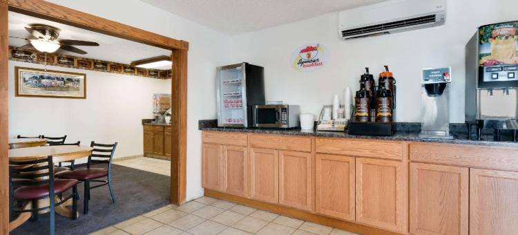 默多速8酒店(Super 8 by Wyndham Murdo)图片