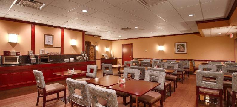 洛克波特希尔顿Spark酒店(Spark by Hilton Lockport)图片