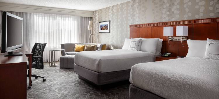 诺瓦托马林/索诺玛万怡酒店(Courtyard Novato Marin/Sonoma)图片