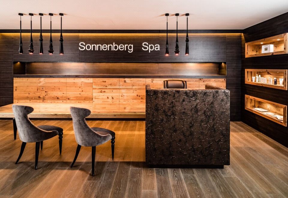 Sonnenberg Panorama Dolomites Wellbeing Hotel Overview