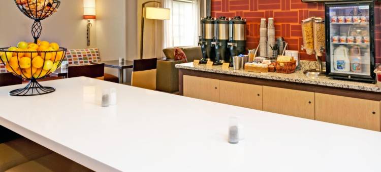 芝加哥霍夫曼庄园美茵斯坦套房酒店(MainStay Suites Chicago Hoffman Estates)图片