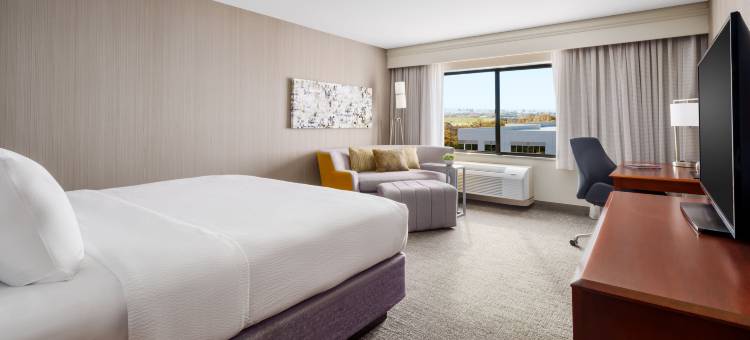 罗斯维尔商业街廊购物中心/溪边山岭大道万豪万怡酒店(Courtyard Roseville Galleria Mall/Creekside Ridge Drive)图片