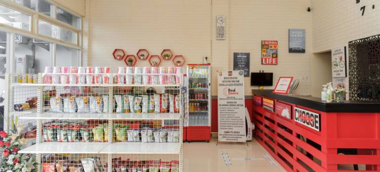 红多兹酒店@茂物新当巴朗(RedDoorz @ Sindangbarang Bogor)图片