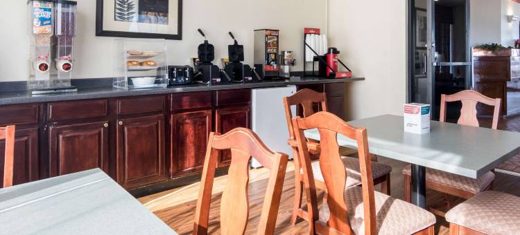 伊克诺套房旅馆-会议中心(Econo Lodge Inn & Suites Conference Center Dublin)图片