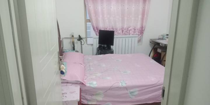 俄博梁雅丹公寓(团结路分店)