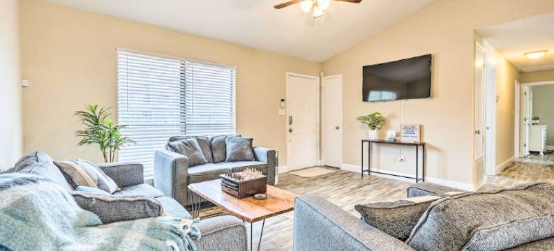 沿海家庭住宅，距离彭萨科拉海滩16英里!(Coastal Family Home, 16 Mi to Pensacola Beach!)图片